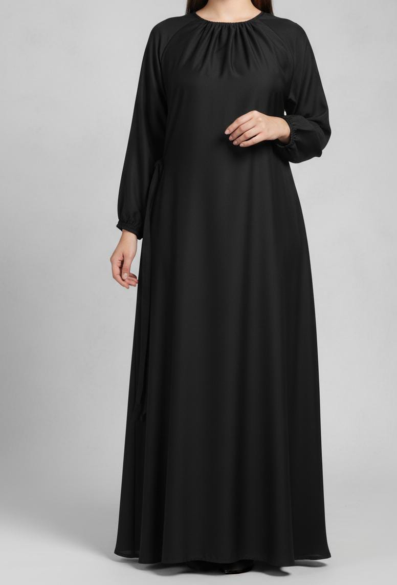 The Serene Black Pleated Neck Abaya