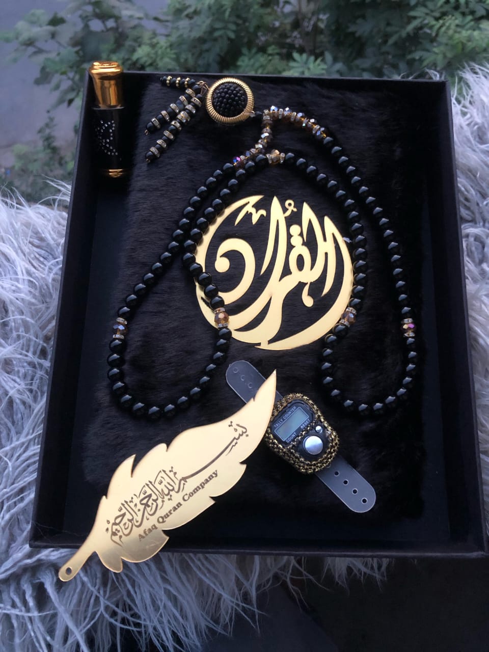 Luxury fluffy Quran Pak With translation and Tasbeeh (Choice any Colours)