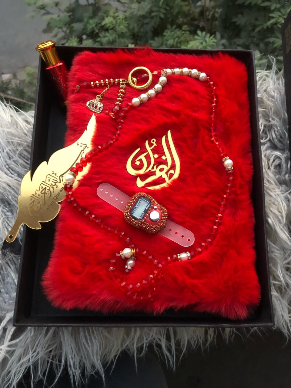 Luxury fluffy Quran Pak With translation and Tasbeeh (Choice any Colours)