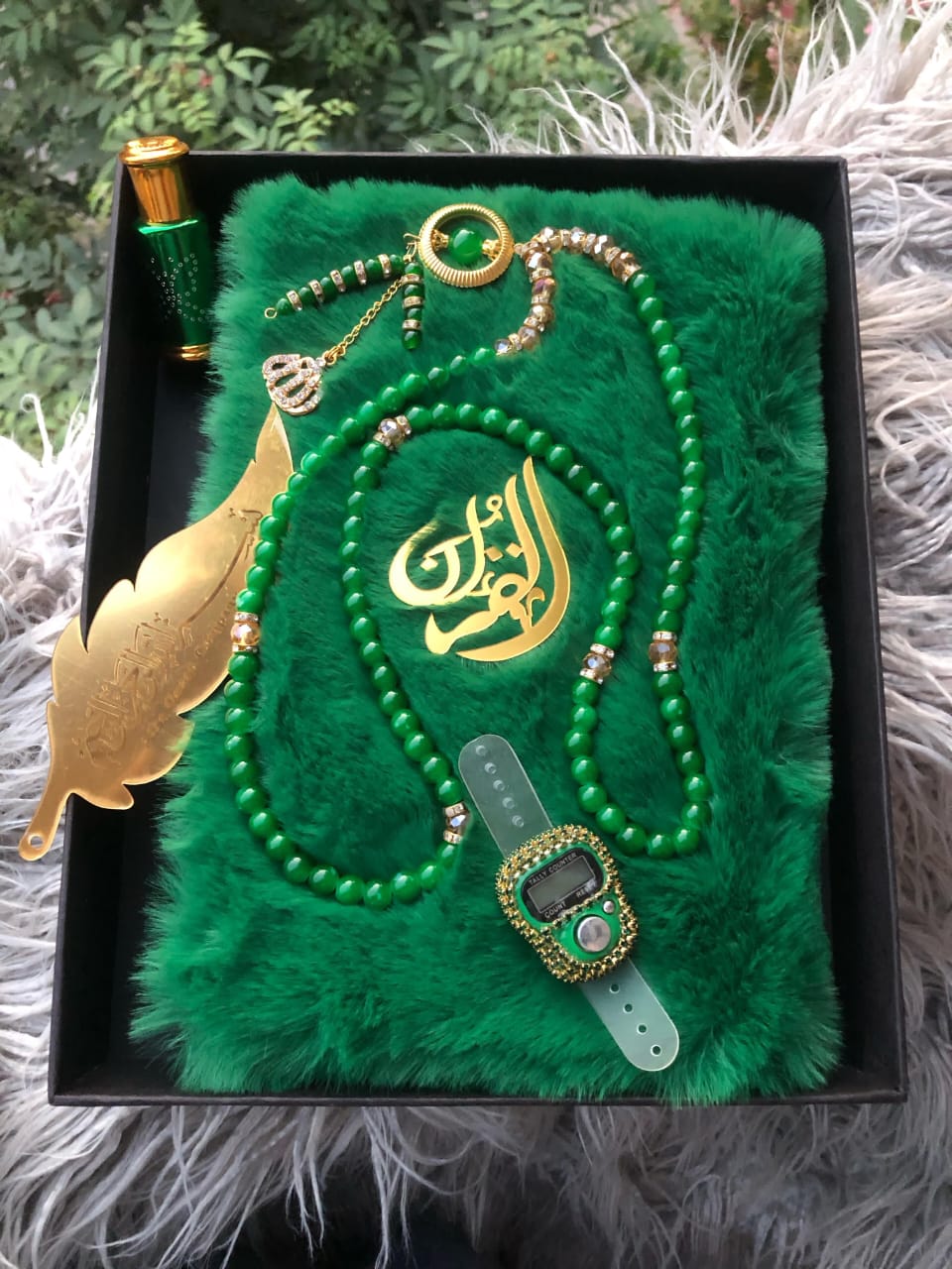 Luxury fluffy Quran Pak With translation and Tasbeeh (Choice any Colours)